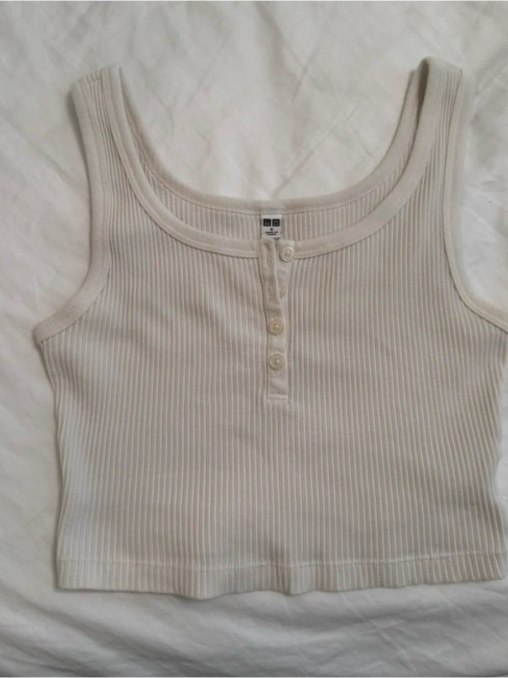 Uniqlo white cropped Henley